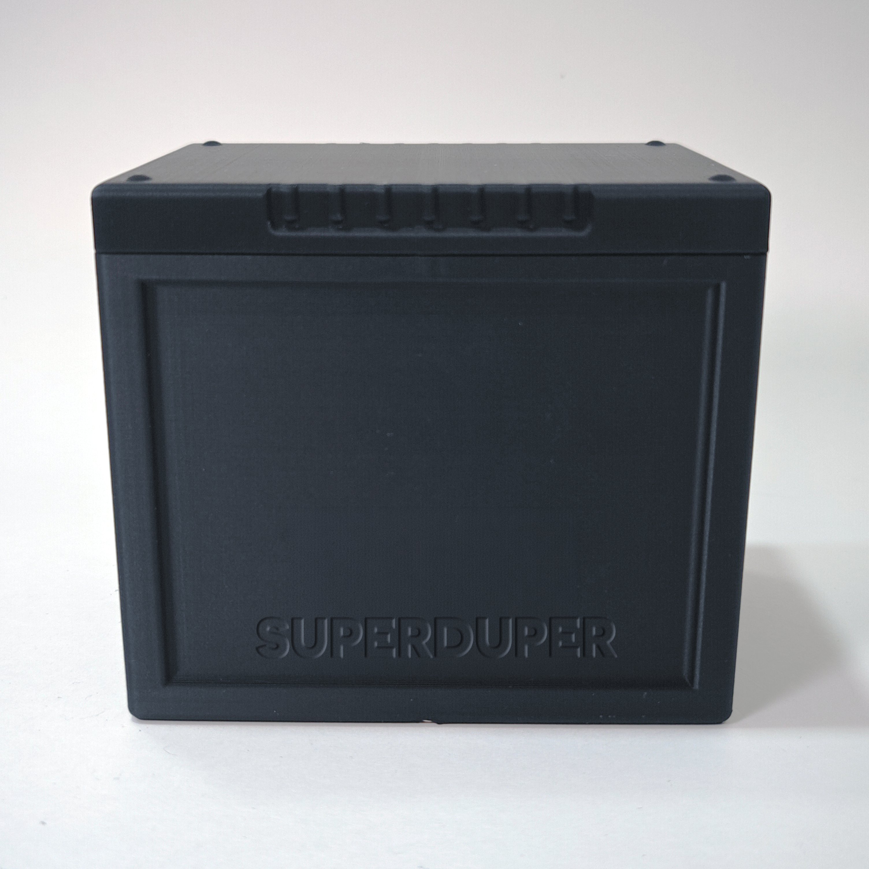 The SuperDuper Deckbox
