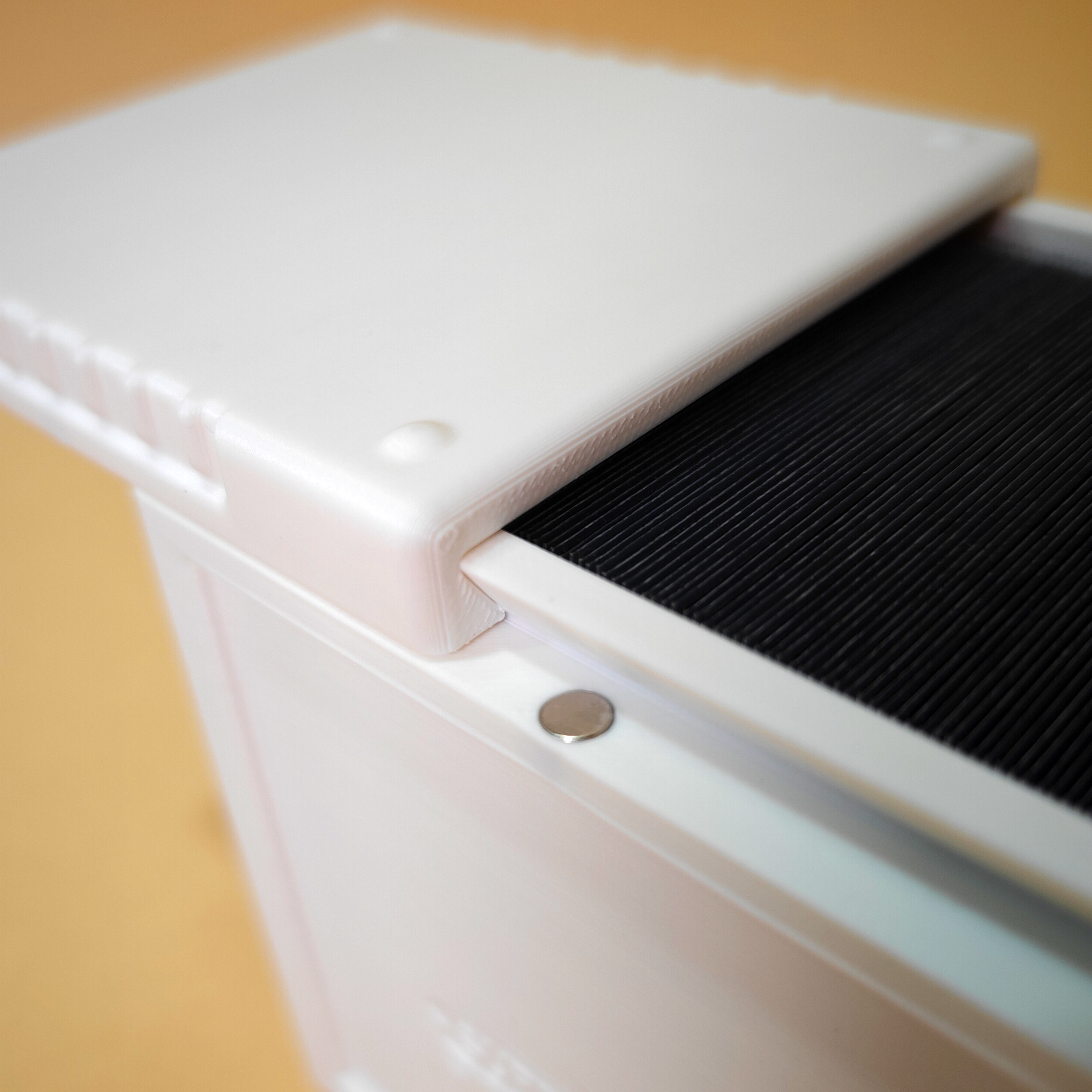 The Quintessential MTG Deckbox