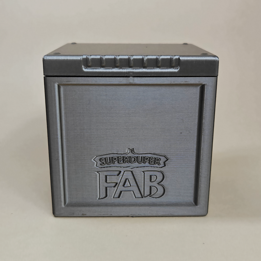 The SuperDuper FaB Deckbox